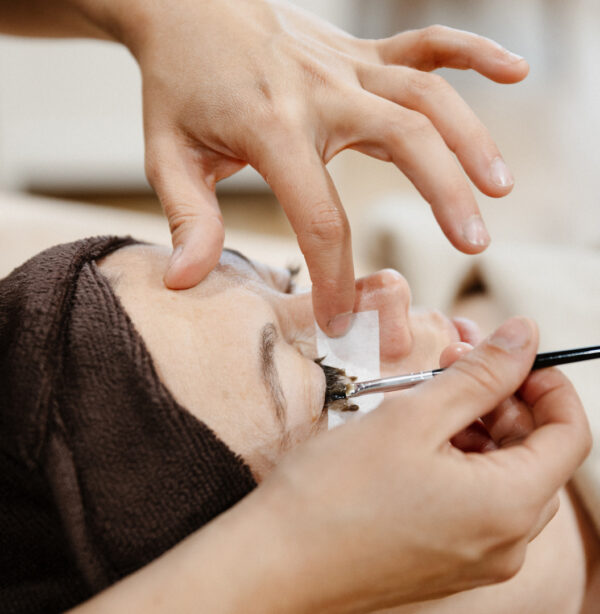 Teinture des cils